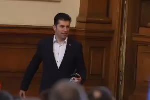 Кирил Петков: Няма да сме смокинов лист за игрите на ГЕРБ с ДПС