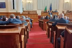 ГЕРБ, ПП-ДБ и ДПС искат ВСС да спре избора на главен прокурор
