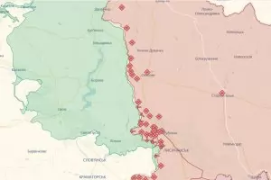 Русия струпва 100 000 войници и 900 танка за настъпление