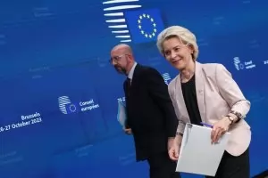 За 5 часа лидерите на ЕС се споразумяха за една буква