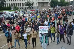 Граждански организации обвиниха ПП-ДБ за законотворчески батаци 