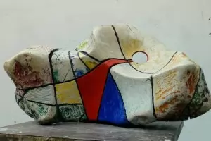 Скулпторът Кирил Мескин съживява камъка с цвят