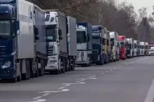 2800 украински камиона напират да влязат в Полша