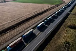 Полски фермери започват денонощна 
блокада на полско-украинската граница