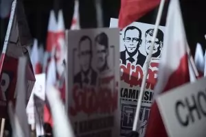 Опозицията започна протести във Варшава