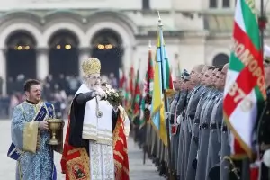 Бойните знамена бяха осветени за Богоявление (галерия)