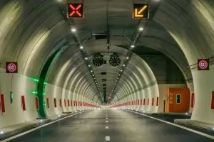 Хората на Кьовеши разследват строителството на тунел "Железница"