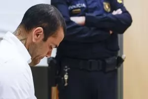 Дани Алвеш получи 4.5 г. затвор за изнасилване