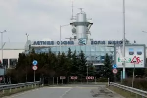Wizz air остава на Терминал 1 на летище София