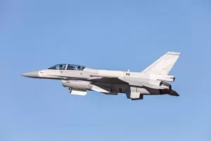 България и САЩ правят промени в договора за първите 8 F-16