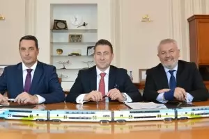 Гвоздейков ще преговаря с 4 фирми за поръчката за 35 влака 