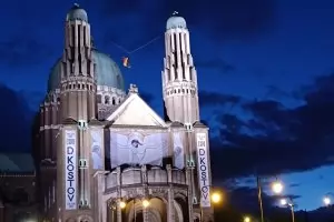 Иконописецът Диан Костов преобразява катедралата „Сакре Кьор“ в Брюксел
