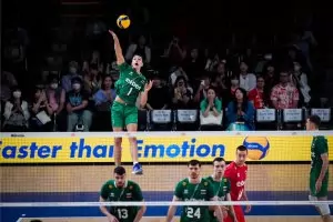 България пречупи с тайбрек предпоследния във VNL