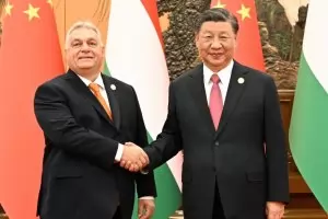 Орбан отиде на самодейна мирна мисия в Китай