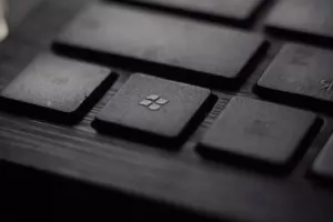 Microsoft пуска проверка на правописа и автоматична корекция за Notepad
