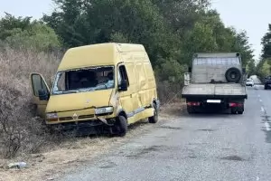 Един човек загина при полицейска гонка с мигранти