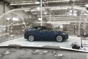 Акционерите на Tesla са все по-недоволни от Илон Мъск 