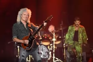 Китаристът на Queen Брайън Мей е получил инсулт