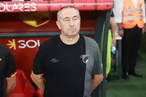 Станимир Стоилов постигна първа победа в турската Суперлига