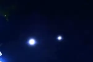 Мистериозните дронове затвориха дори летище в Ню Йорк