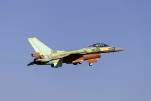 България приема първия си F-16 в края на януари във Флорида