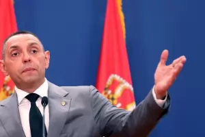 Дясната ръка на Вучич: Руското разузнаване ни спасява срещу протестите