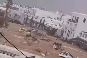 Гръцкият остров Парос е под вода