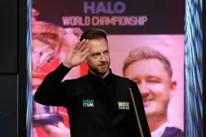 Тръмп реши уравнението 100 х 100 = £100 000