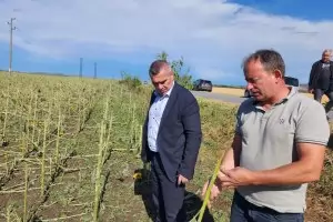 Обещаните 25 нови ракетни площадки срещу градушка остават за догодина