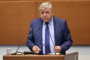 Екоминистърът брани вдигането на такса "рециклиране" с 900%