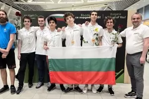 Български ученици спечелиха 9 медала по математика