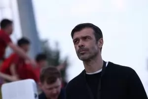 Клуб от Първа лига затъна още с нови две наказания от ФИФА