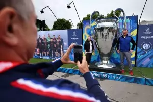 И Айфеловата кула ще работи за каузата на ПСЖ във финала на ШЛ