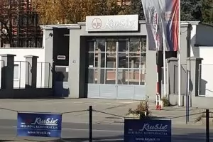 Сръбски военен завод гръмна часове след руски обвинения срещу Белград