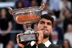 Алкарас отказа да предаде трона на "Ролан Гарос"