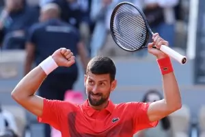 Джокович дори не се изпоти за победа №100 на "Ролан Гарос"