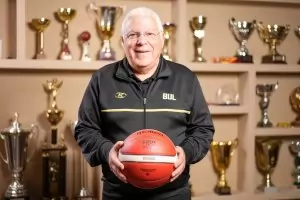 Легендата Пини Гершон се завърна в българския баскетбол