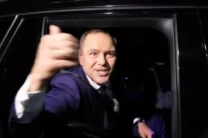 Новият полски президент обеща да създава проблеми на Туск
