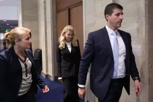 В НС нищиха пореден "кух" и "крещящ" вот на недоверие срещу кабинета "Желязков"