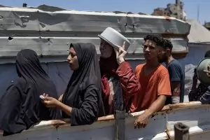 Израел изиска от палестинците да напуснат централна Газа