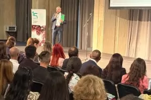 "Заедно в час": През 2040 г. може да сме на върха на PISA