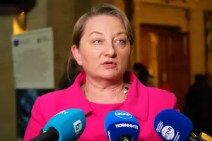 Празничните добавки влизат в закон