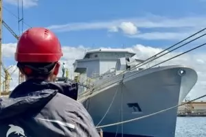 Новият боен кораб "Храбри" стигна до Черно море