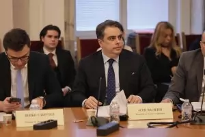 Управляващите не дават дори 9 млн. евро за тавана на пенсиите