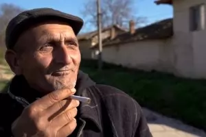 Мамка ѝ пантера, забравихме я в гората