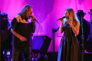 Робърт Плант ще пее в Античния театър на 6 юли