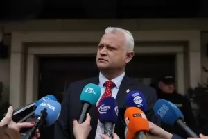 Градската прокурорка и Пепи Еврото са излизали с една кола през границата