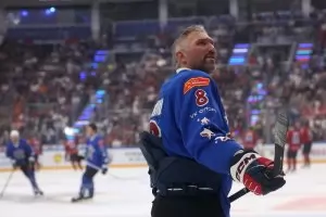 Овечкин е вторият в историята с 1000 гола в НХЛ