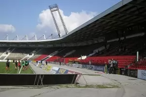 Спряха съмнителна поръчка за над €1 млн. за ст. "Локомотив"