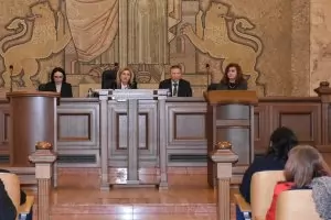 Само прокурорската асоциация остана да брани вечния мандат на Сарафов